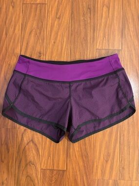 Lululemon Purple Gingham Plaid Athletic Running Shorts Womens 6